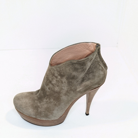 Pura Lopez suede ankle boots - Picture 2 of 16